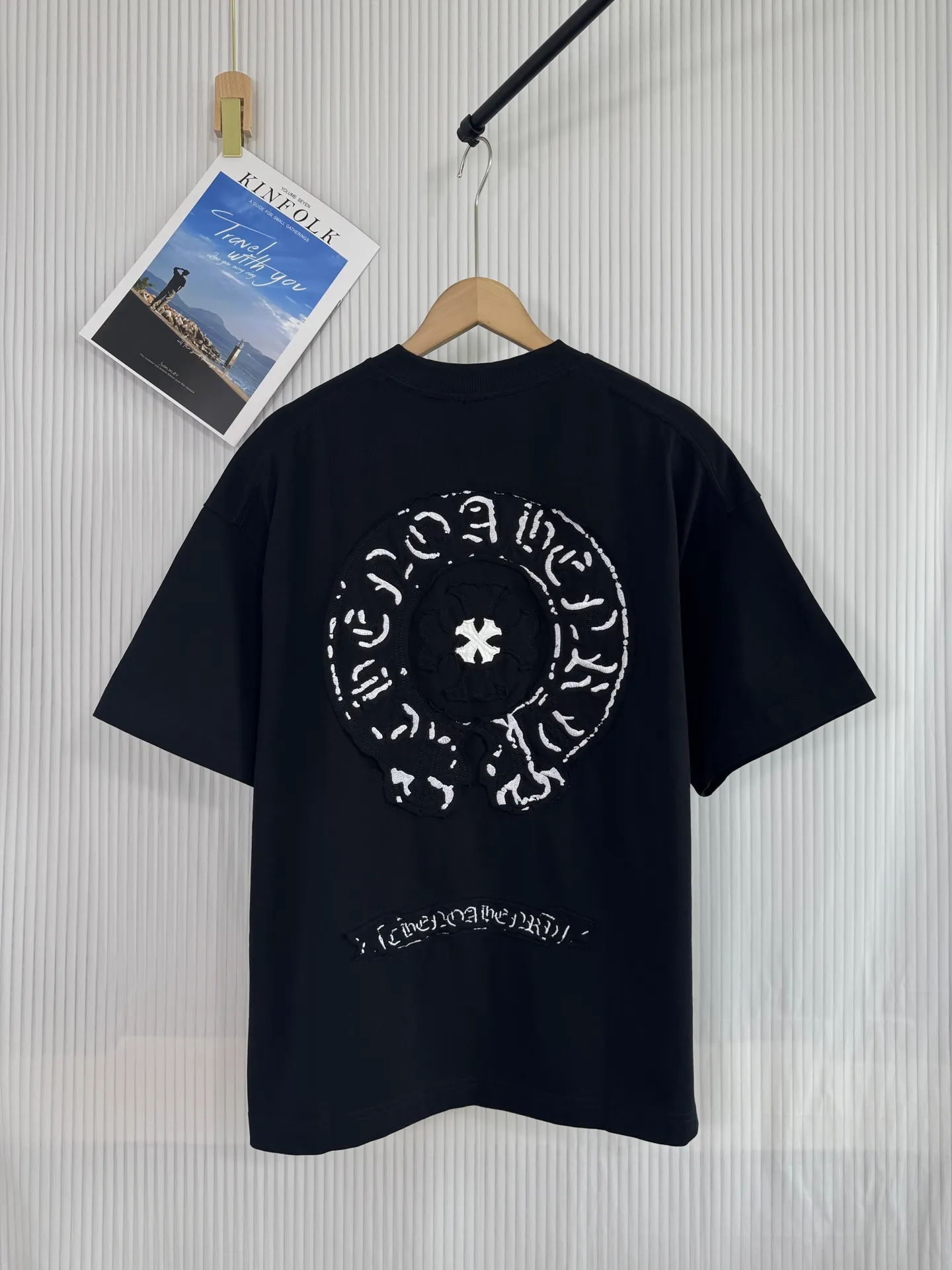 P200 ch high version Chrome Hearts 2025 spring and summer new cross patch washed short-sleeved T-shirt, fabric: 26 double yarns, 320 grams weight, cross patch embroidery, heavy washing Printing process: patch embroidery Color: black white Size: S M L XL Style number: 5132